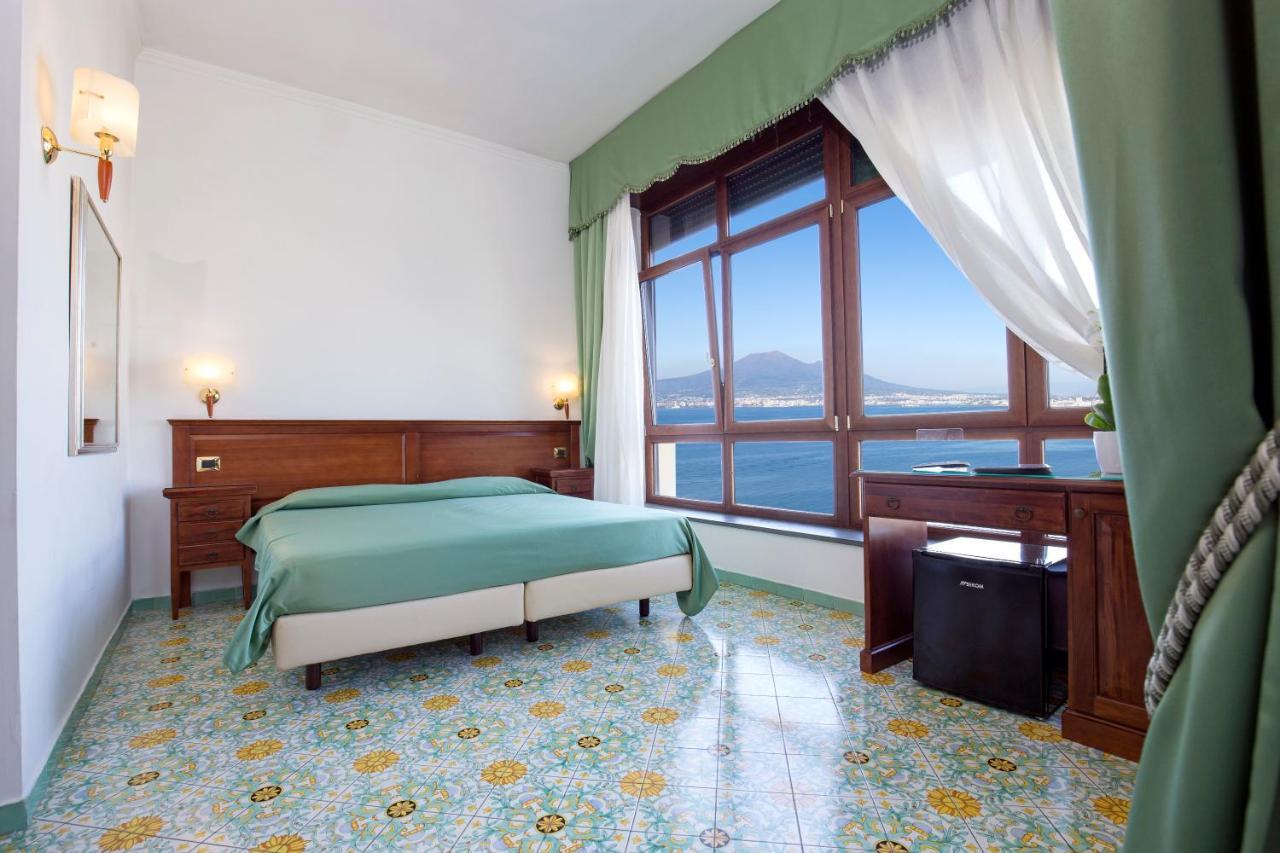 La Panoramica Hotel Castellammare di Stabia Exterior foto